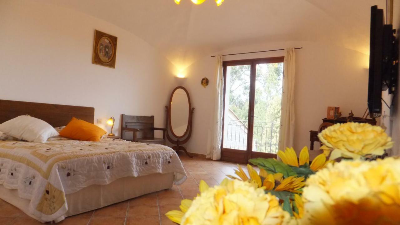 Les Chambres De L'Hote Antique Pietra Longa Salvini 外观 照片