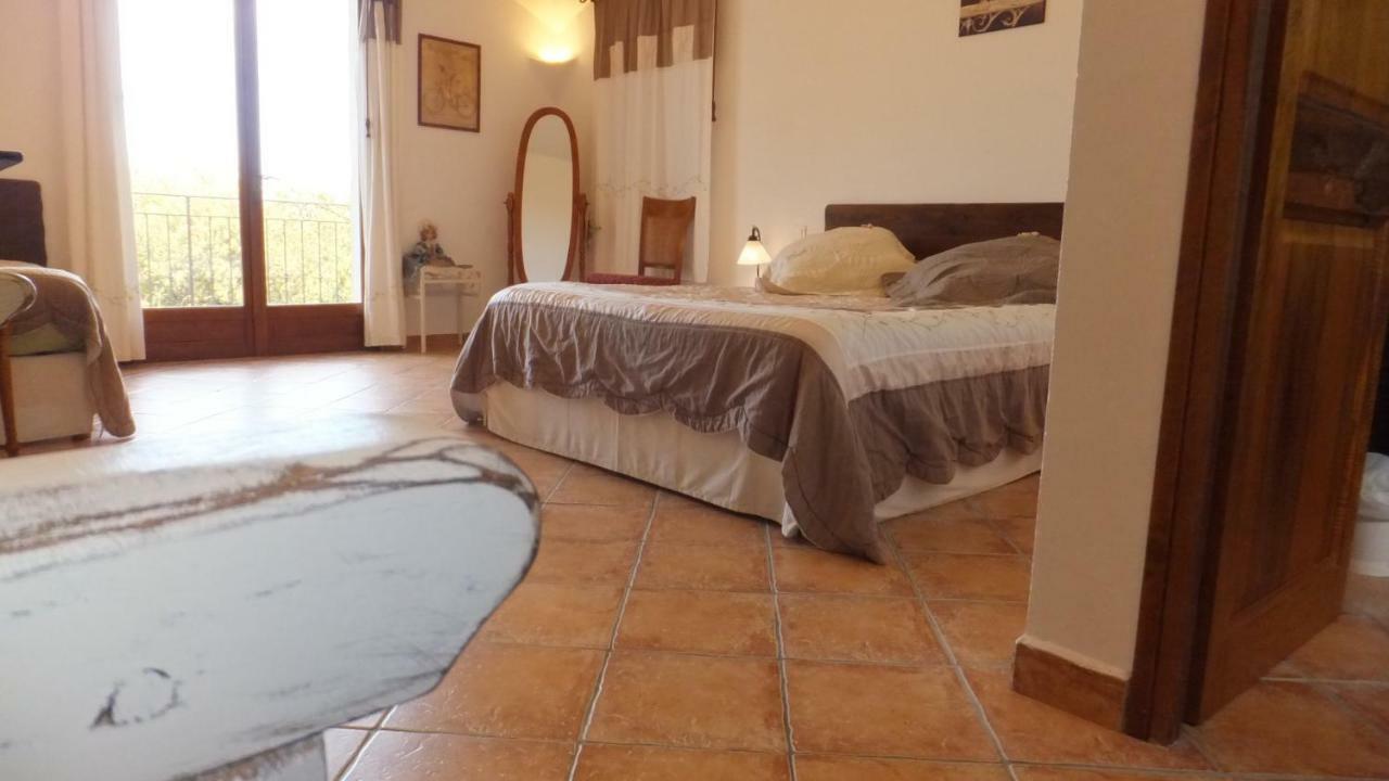 Les Chambres De L'Hote Antique Pietra Longa Salvini 外观 照片